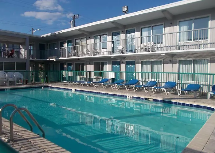 Admiral Motor Inn